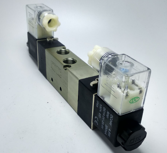 Exhaust Double Pilot Head Air Cylinder Valve / Solenoid Pneumatic Valve 4V23008